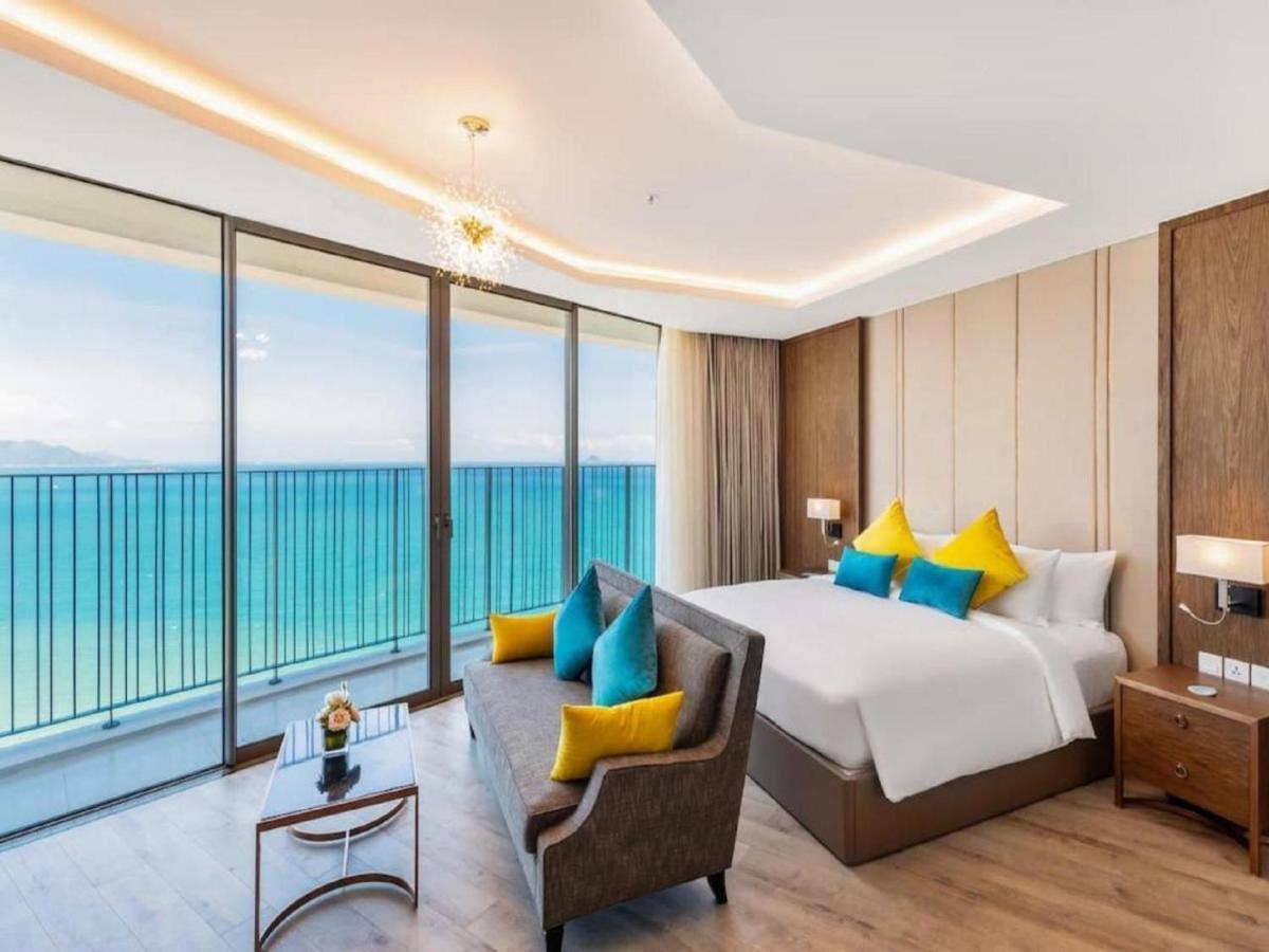 Panorama Lyn Beachfront Apartment Nha Trang Eksteriør billede