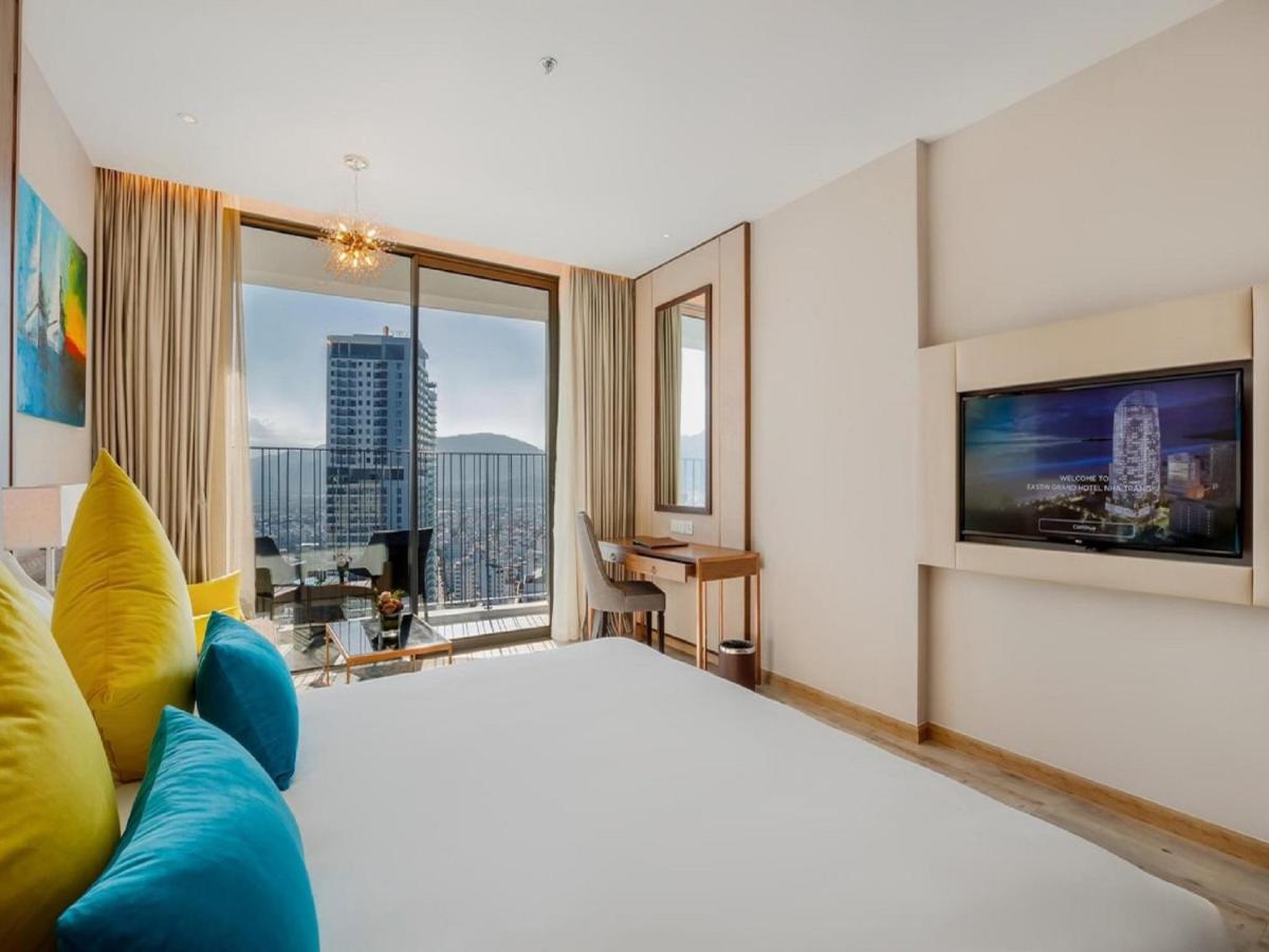 Panorama Lyn Beachfront Apartment Nha Trang Eksteriør billede