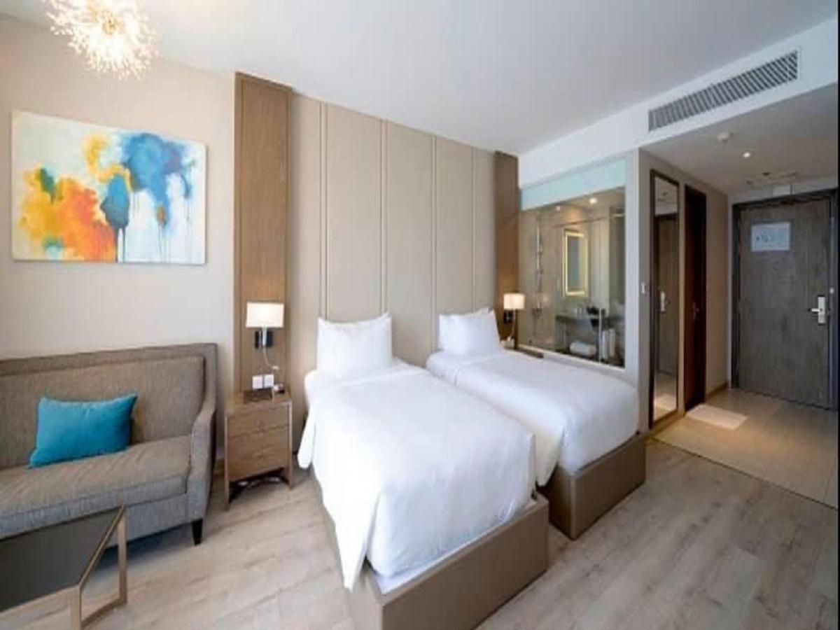 Panorama Lyn Beachfront Apartment Nha Trang Eksteriør billede