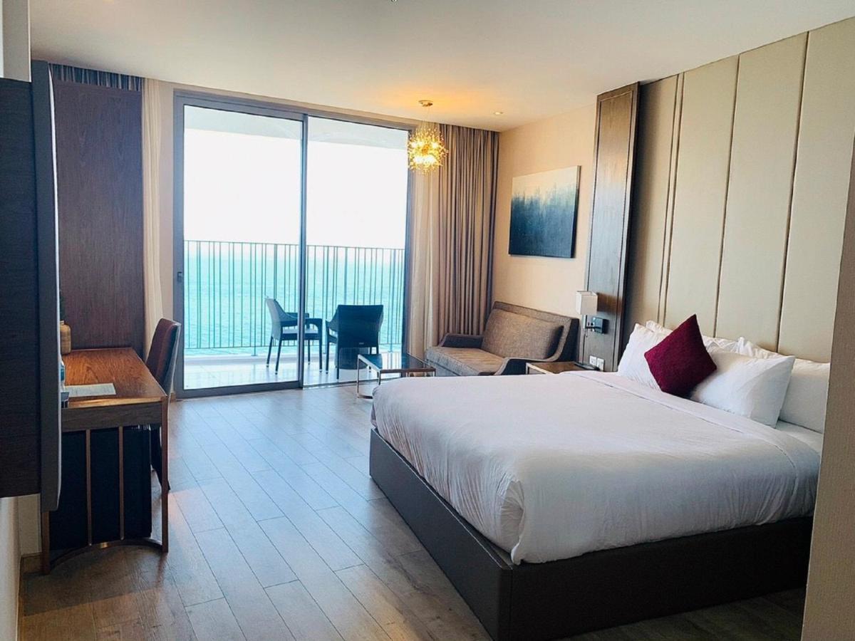Panorama Lyn Beachfront Apartment Nha Trang Eksteriør billede